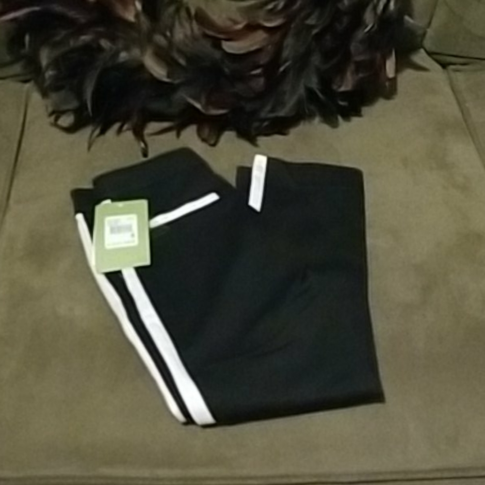 Adjustable childrens pants